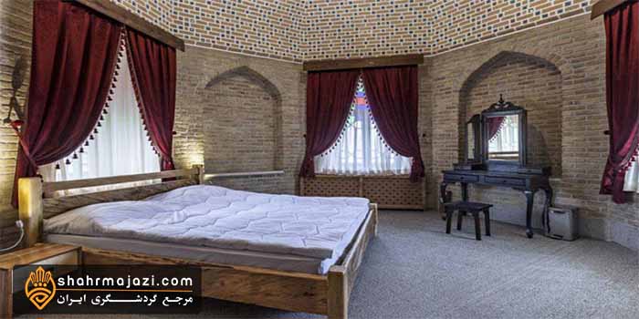 داخل اتاق کاروانسرا